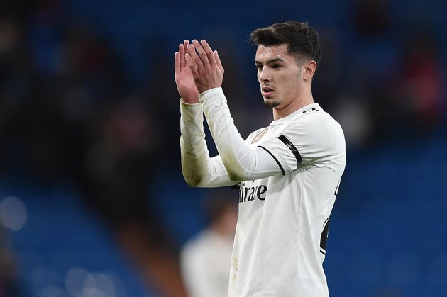 MADRID, SPAIN - JANUARY 09: Brahim Diaz of Real Madrid CF applauds at the end of the Copa del Rey Round of 16 match between Real Madrid CF and CD Leganes at estadio Santiago Bernabeu on January 09, 2019 in Madrid, Spain. (Photo by Denis Doyle/Getty Images)