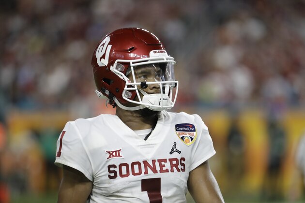 Oklahoma quarterback Kyler Murray (1) looks up, during the first half of the Orange Bowl NCAA college football game against Alabama, Saturday, Dec. 29, 2018, in Miami Gardens, Fla. (AP Photo/Lynne Sladky)