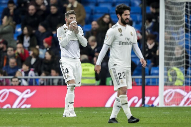 MADRID, SPAIN - JANUARY 6: (L-R) Sergio Ramos of Real Madrid, Isco of Real Madrid during the La Liga Santander  match between Real Madrid v Real Sociedad at the Santiago Bernabeu on January 6, 2019 in Madrid Spain (Photo by David S. Bustamante/Soccrates/Getty Images)