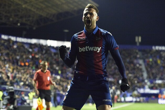 VALENCIA, SPAIN - JANUARY 10: Borja Mayoral of Levante UD celebrates after scoring his sides second goal during the Copa del Rey Round of 16 first leg match between Levante UD and FC Barcelona at Ciutat de Valencia on January 10, 2019 in Valencia, Spain. (Photo by Manuel Queimadelos Alonso/Getty Images)