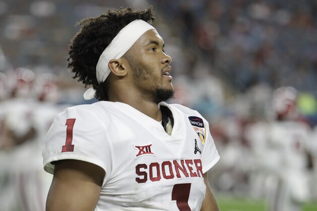 Oklahoma quarterback Kyler Murray (1) looks up, during the first half of the Orange Bowl NCAA college football game against Alabama, Saturday, Dec. 29, 2018, in Miami Gardens, Fla. (AP Photo/Lynne Sladky)