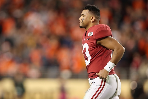 SANTA CLARA, CA - JANUARY 07:  Tua Tagovailoa #13 of the Alabama Crimson Tide reacts against the Clemson Tigers in the CFP National Championship presented by AT&T at Levi's Stadium on January 7, 2019 in Santa Clara, California.  (Photo by Christian Petersen/Getty Images)