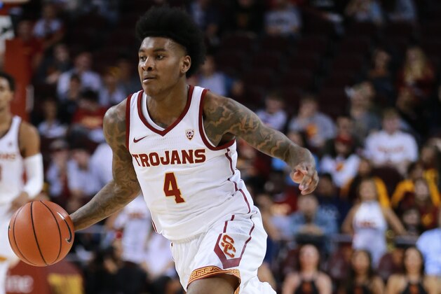 LOS ANGELES, CALIFORNIA - NOVEMBER 06: Kevin Porter Jr. #4 of the USC Trojans handles the ball against the Robert Morris Colonials during college basketball game at Galen Center on November 06, 2018 in Los Angeles, California. (Photo by Leon Bennett/Getty Images)