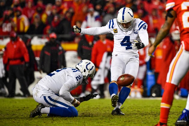 KANSAS CITY, MO - JANUARY 12: Adam Vinatieri #4 of the Indianapolis Colts misses a second kick of the game on an extra point against the Kansas City Chiefs during the fourth quarter of the AFC Divisional Round playoff game at Arrowhead Stadium on January 12, 2019 in Kansas City, Missouri. (Photo by Peter Aiken/Getty Images)