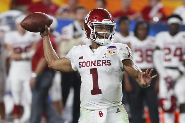 Oklahoma quarterback Kyler Murray (1) looks to pass the ball, during the second half of the Orange Bowl NCAA college football game against Alabama, Saturday, Dec. 29, 2018, in Miami Gardens, Fla. (AP Photo/Wilfredo Lee)
