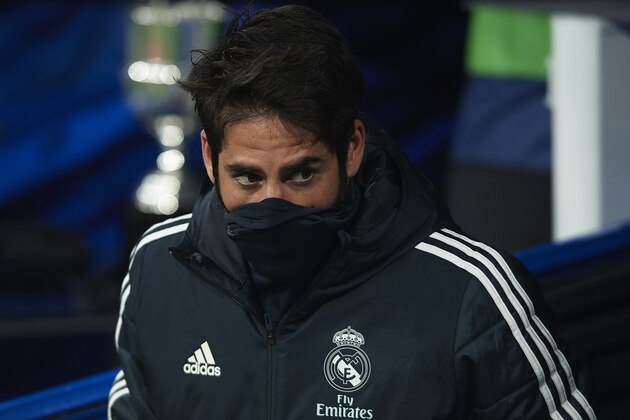MADRID, SPAIN - JANUARY 09: Isco Alarcon of Real Madrid looks on prior to the Copa del Rey Round of 16 match between Real Madrid and CD Leganes at Bernabeu on January 09, 2019 in Madrid, Spain. (Photo by Quality Sport Images/Getty Images)