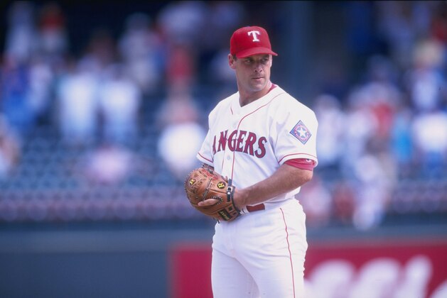 18 Jun 1998:  John Wetteland #35 of the Texas Rangers in action during a game against the Oakland Athletics at The Ballpark in Arlington, Texas. The Rangers defeated the Athletics 3-2. Mandatory Credit: Stephen Dunn  /Allsport