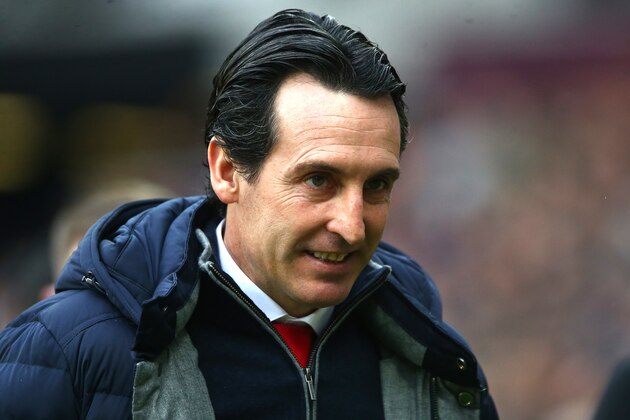 LONDON, ENGLAND - JANUARY 12: Arsenal Manager Unai Emery  during the Premier League match between West Ham United and Arsenal at London Stadium on January 12, 2019 in London, United Kingdom. (Photo by Chloe Knott - Danehouse/Getty Images)