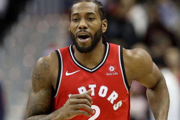 WASHINGTON, DC - JANUARY 13: Kawhi Leonard #2 of the Toronto Raptors runs down the floor in the first half against the Washington Wizards at Capital One Arena on January 13, 2019 in Washington, DC. NOTE TO USER: User expressly acknowledges and agrees that, by downloading and or using this photograph, User is consenting to the terms and conditions of the Getty Images License Agreement. (Photo by Rob Carr/Getty Images)