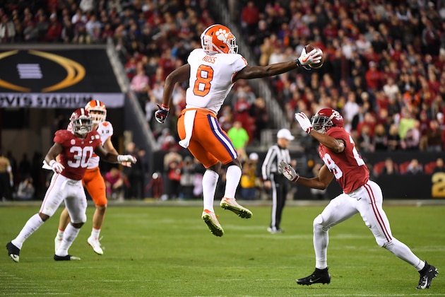 SANTA CLARA, CA - JANUARY 07: Justyn Ross #8 of the Clemson Tigers makes a one handed reception against the Alabama Crimson Tide during the College Football Playoff National Championship held at Levi's Stadium on January 7, 2019 in Santa Clara, California. Clemson defeated Alabama 44-16. (Photo by Jamie Schwaberow/Getty Images)