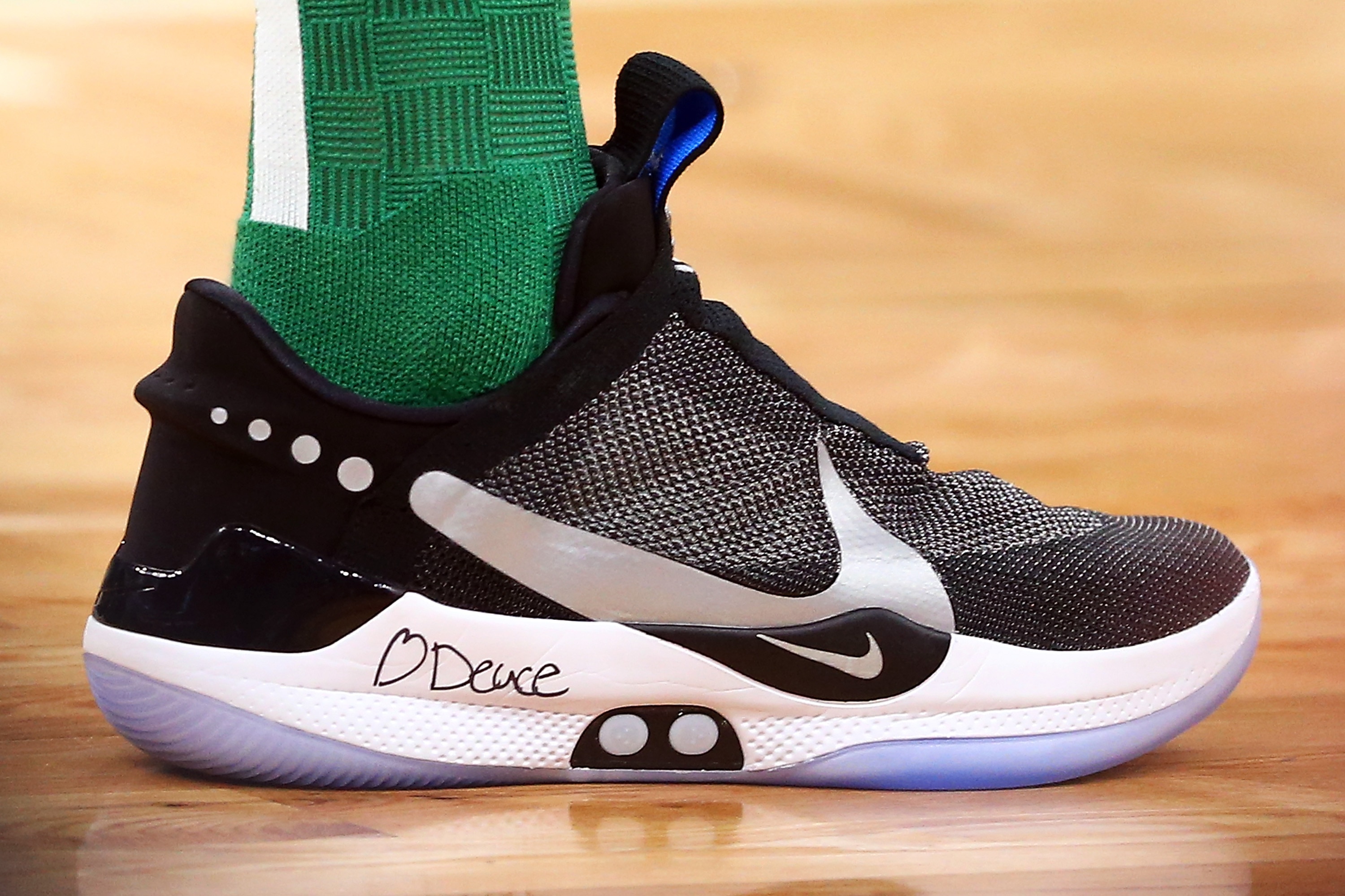 jayson tatum self tying shoes