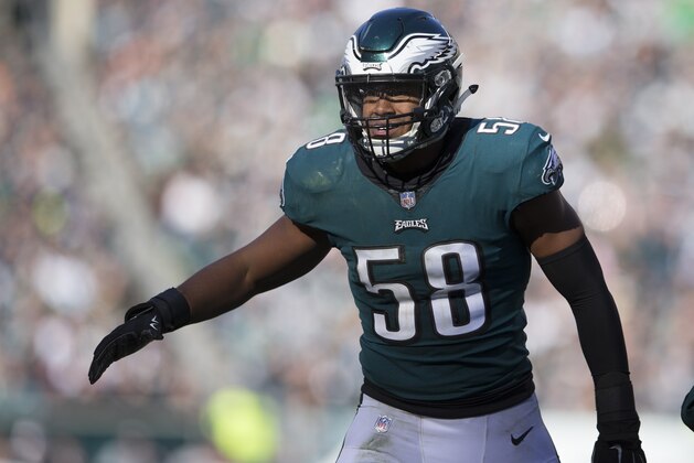 PHILADELPHIA, PA - OCTOBER 21: Jordan Hicks #58 of the Philadelphia Eagles reacts against the Carolina Panthers at Lincoln Financial Field on October 21, 2018 in Philadelphia, Pennsylvania. (Photo by Mitchell Leff/Getty Images)