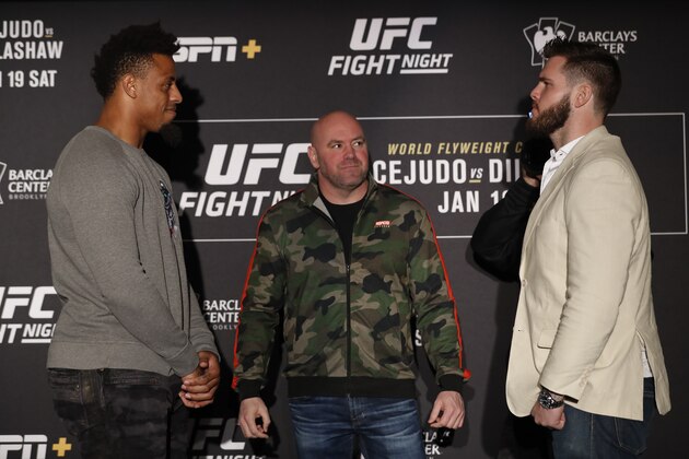NEW YORK, NEW YORK - JANUARY 17: Greg Hardy faces off against Allen Crowder during Media Day ahead of UFC Fight Night Cejudo v Dillashaw at the New York Marriott Downtown Financial Ballroom on January 17, 2019 in New York City. (Photo by Michael Owens/Zuffa LLC/Zuffa LLC) NEW YORK, NEW YORK - JANUARY 17: Greg Hardy faces off against Allen Crowder during Media Day ahead of UFC Fight Night Cejudo v Dillashaw at the New York Marriott Downtown Financial Ballroom on January 17, 2019 in New York City. (Photo by Michael Owens/Zuffa LLC/Zuffa LLC)
