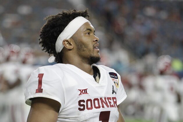 Oklahoma quarterback Kyler Murray (1) looks up, during the first half of the Orange Bowl NCAA college football game against Alabama, Saturday, Dec. 29, 2018, in Miami Gardens, Fla. (AP Photo/Lynne Sladky)