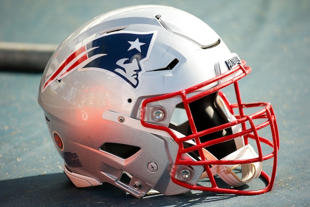 NASHVILLE, TN - NOVEMBER 11:  A helmet of the New England Patriots rests on the sideline during a game against the Tennessee Titans at Nissan Stadium on November 11, 2018 in Nashville, Tennessee.  (Photo by Frederick Breedon/Getty Images)