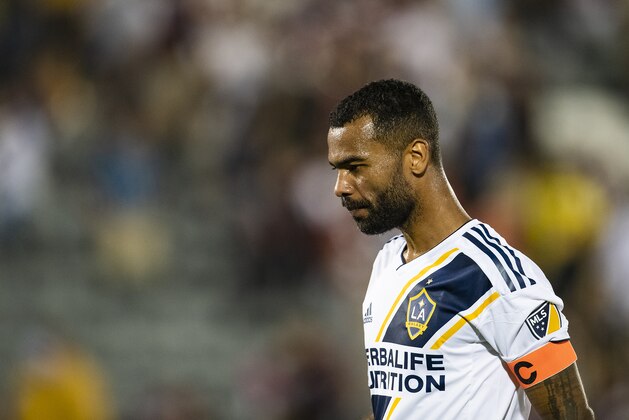 COMMERCE CITY, CO - AUGUST 04: Ashley Cole #3 of Los Angeles Galaxy walks off the field at Dick's Sporting Goods Park on August 4, 2018 in Commerce City, Colorado. (Photo by Timothy Nwachukwu/Getty Images)