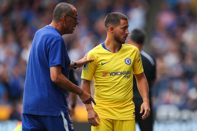 HUDDERSFIELD, ENGLAND - AUGUST 11: Eden Hazard of Chelsea and Maurizio Sarri head coach / manager of Chelsea during the Premier League match between Huddersfield Town and Chelsea FC at John Smith's Stadium on August 11, 2018 in Huddersfield, United Kingdom. (Photo by Robbie Jay Barratt - AMA/Getty Images)