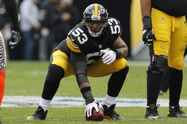 PITTSBURGH, PA - OCTOBER 28: Maurkice Pouncey #53 of the Pittsburgh Steelers in action against the Cleveland Browns on October 28, 2018 at Heinz Field in Pittsburgh, Pennsylvania. (Photo by Justin K. Aller/Getty Images) PITTSBURGH, PA - OCTOBER 28: Maurkice Pouncey #53 of the Pittsburgh Steelers in action against the Cleveland Browns on October 28, 2018 at Heinz Field in Pittsburgh, Pennsylvania. (Photo by Justin K. Aller/Getty Images)