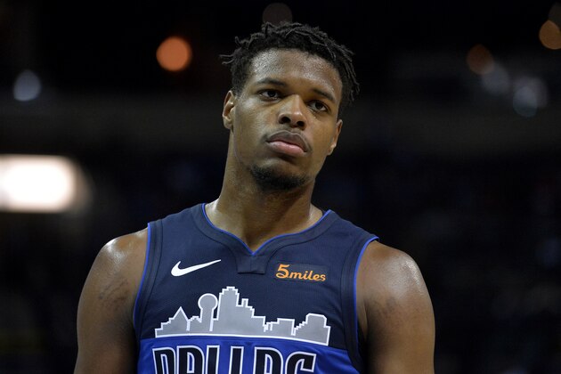Dallas Mavericks guard Dennis Smith Jr. in the second half of an NBA basketball game against the Memphis Grizzlies Monday, Nov. 19, 2018, in Memphis, Tenn. (AP Photo/Brandon Dill)