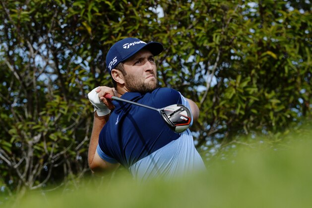 SAN DIEGO, CALIFORNIA - JANUARY 24: Jon Rahm of Spain plays his shot from the seventh tee on the North Course during the first round of the 2019 Farmers Insurance Open at Torrey Pines Golf Course on January 24, 2019 in San Diego, California.  (Photo by Robert Laberge/Getty Images)