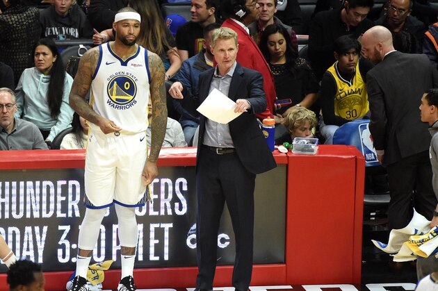 LOS ANGELES, CA - JANUARY 18: Head Coach Steve Kerr of the Golden State Warriors talks with DeMarcus Cousins #0 of the Golden State Warriors during the game against the LA Clippers on January 18, 2019 at STAPLES Center in Los Angeles, California. NOTE TO USER: User expressly acknowledges and agrees that, by downloading and/or using this Photograph, user is consenting to the terms and conditions of the Getty Images License Agreement. Mandatory Copyright Notice: Copyright 2019 NBAE (Photo by Adam Pantozzi/NBAE via Getty Images)