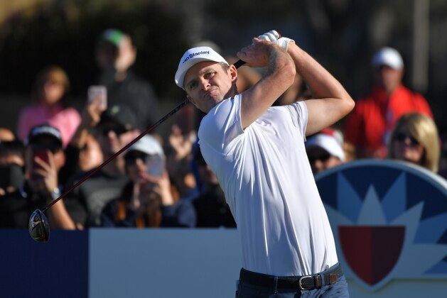 SAN DIEGO, CALIFORNIA - JANUARY 26: Justin Rose of England plays his shot from the first tee on the South Course during the third round of the the 2019 Farmers Insurance Open at Torrey Pines Golf Course on January 26, 2019 in San Diego, California. (Photo by Donald Miralle/Getty Images)