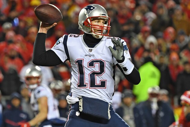 KANSAS CITY, MO - JANUARY 20:  Quarterback Tom Brady #12 of the New England Patriots throws a pass down field during the first half of the AFC Championship Game against the Kansas City Chiefs at Arrowhead Stadium on January 20, 2019 in Kansas City, Missouri. (Photo by Peter G. Aiken/Getty Images)