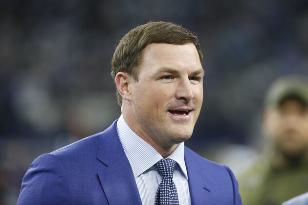Former NFL player Jason Witten walks on the field before the first half of an NFL football game between the Dallas Cowboys and the Tennessee Titans, Monday, Nov. 5, 2018, in Arlington, Texas. (AP Photo/Ron Jenkins)