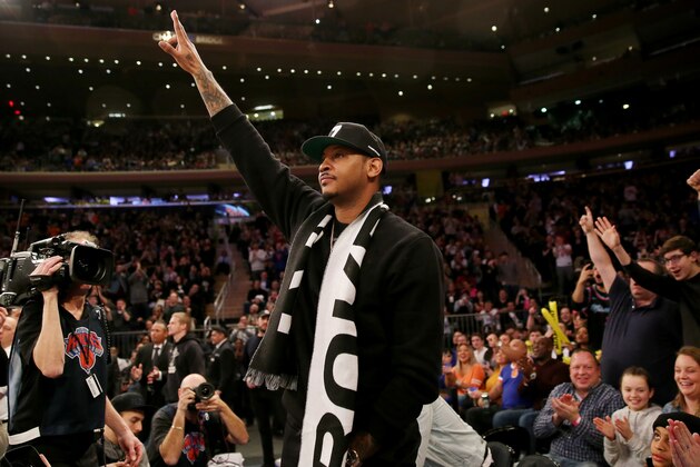 NEW YORK, NEW YORK - JANUARY 27:   Former New York Knicks player Carmelo Anthony waves to the fans in the first quarter against the Miami Heat at Madison Square Garden on January 27, 2019 in New York City.NOTE TO USER: User expressly acknowledges and agrees that, by downloading and or using this photograph, User is consenting to the terms and conditions of the Getty Images License Agreement.  (Photo by Elsa/Getty Images)