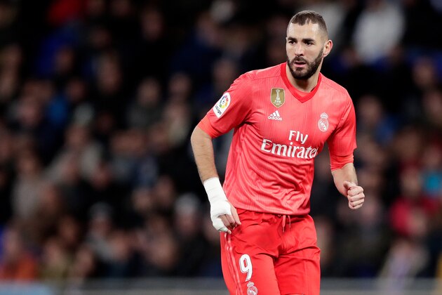 CORNELLA, SPAIN - JANUARY 27: Karim Benzema of Real Madrid during the La Liga Santander  match between Espanyol v Real Madrid at the RCDE Stadium on January 27, 2019 in Cornella Spain (Photo by Jeroen Meuwsen/Soccrates/Getty Images)