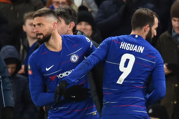 Chelsea's French striker Olivier Giroud (L) comes on to replace Chelsea's Argentinian striker Gonzalo Higuain (R) during the English FA Cup fourth round football match between Chelsea and Sheffield Wednesday at Stamford Bridge in London on January 27, 2019. (Photo by Glyn KIRK / AFP) / RESTRICTED TO EDITORIAL USE. No use with unauthorized audio, video, data, fixture lists, club/league logos or 'live' services. Online in-match use limited to 120 images. An additional 40 images may be used in extra time. No video emulation. Social media in-match use limited to 120 images. An additional 40 images may be used in extra time. No use in betting publications, games or single club/league/player publications. / (Photo credit should read GLYN KIRK/AFP/Getty Images) Chelsea's French striker Olivier Giroud (L) comes on to replace Chelsea's Argentinian striker Gonzalo Higuain (R) during the English FA Cup fourth round football match between Chelsea and Sheffield Wednesday at Stamford Bridge in London on January 27, 2019. (Photo by Glyn KIRK / AFP) / RESTRICTED TO EDITORIAL USE. No use with unauthorized audio, video, data, fixture lists, club/league logos or 'live' services. Online in-match use limited to 120 images. An additional 40 images may be used in extra time. No video emulation. Social media in-match use limited to 120 images. An additional 40 images may be used in extra time. No use in betting publications, games or single club/league/player publications. / (Photo credit should read GLYN KIRK/AFP/Getty Images)