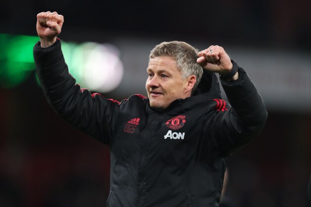 LONDON, ENGLAND - JANUARY 25:  Ole Gunnar Solskjaer, Interim Manager of Manchester United celebrates victory after  the FA Cup Fourth Round match between Arsenal and Manchester United at Emirates Stadium on January 25, 2019 in London, United Kingdom. (Photo by Catherine Ivill/Getty Images)