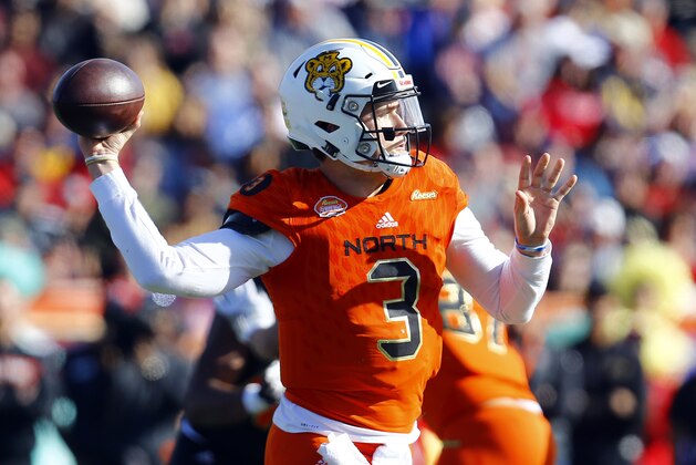 North quarterback Drew Lock of Missouri (3) throws a pass during the first half of the Senior Bowl college football game, Saturday, Jan. 26, 2019, in Mobile, Ala. (AP Photo/Butch Dill)