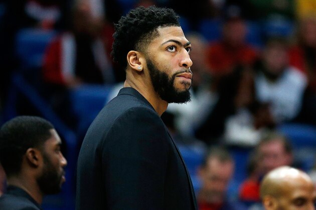 NEW ORLEANS, LOUISIANA - JANUARY 30: Injured Anthony Davis #23 of the New Orleans Pelicans reacts during the first half against the Denver Nuggets at the Smoothie King Center on January 30, 2019 in New Orleans, Louisiana. NOTE TO USER: User expressly acknowledges and agrees that, by downloading and or using this photograph, User is consenting to the terms and conditions of the Getty Images License Agreement. (Photo by Jonathan Bachman/Getty Images)
