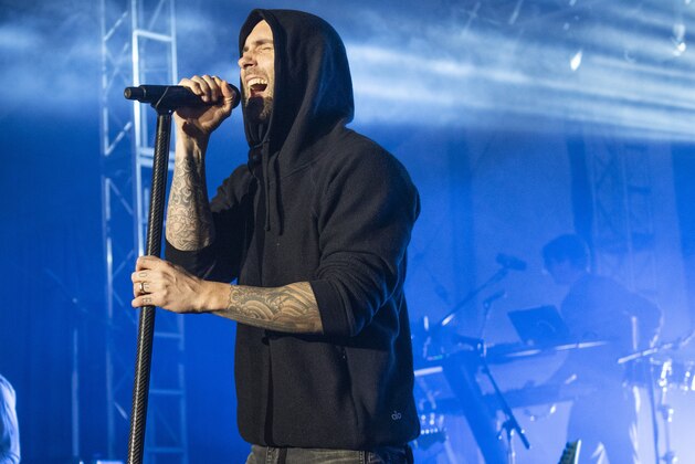 PHILADELPHIA, PENNSYLVANIA - NOVEMBER 10:  Adam Levine of Maroon 5 performs during the Philly Fights Cancer: Round 4 Event at The Philadelphia Navy Yard on November 10, 2018 in Philadelphia, Pennsylvania. (Photo by Lisa Lake/Getty Images for Philly Fights Cancer)