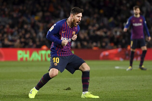 BARCELONA, SPAIN - FEBRUARY 02:  Lionel Messi of Barcelona celebrates after scoring his team's second goal during the La Liga match between FC Barcelona and Valencia CF at Camp Nou on February 2, 2019 in Barcelona, Spain.  (Photo by Alex Caparros/Getty Images)