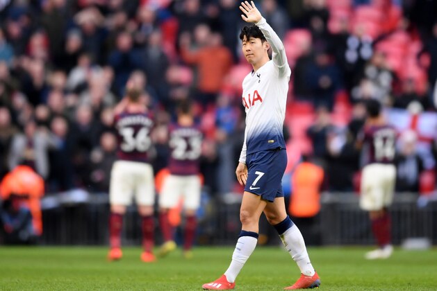 LONDON, ENGLAND - FEBRUARY 02:  Heung-Min Son of Tottenham Hotspur acknowledges the fans after the Premier League match between Tottenham Hotspur and Newcastle United at Wembley Stadium on February 2, 2019 in London, United Kingdom.  (Photo by Laurence Griffiths/Getty Images)