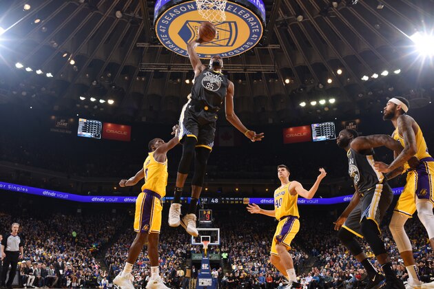 DENVER, CO - FEBRUARY 2: Kevin Durant #35 of the Golden State Warriors dunks against the Los Angeles Lakers on February 2, 2019 at the Pepsi Center in Denver, Colorado. NOTE TO USER: User expressly acknowledges and agrees that, by downloading and/or using this Photograph, user is consenting to the terms and conditions of the Getty Images License Agreement. Mandatory Copyright Notice: Copyright 2019 NBAE (Photo by Garrett Ellwood/NBAE via Getty Images)