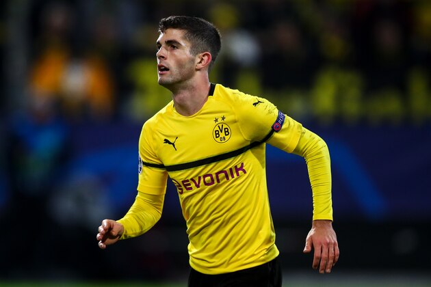 DORTMUND, GERMANY - NOVEMBER 28: Christian Pulisic of Borussia Dortmund during the Group A match of the UEFA Champions League between Borussia Dortmund and Club Brugge at Signal Iduna Park on November 28, 2018 in Dortmund, Germany. (Photo by Robbie Jay Barratt - AMA/Getty Images)
