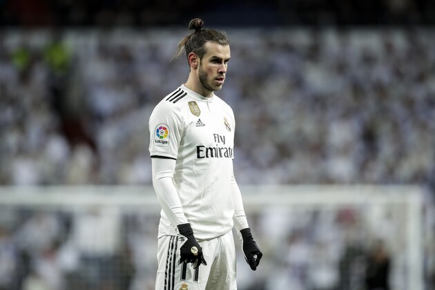 MADRID, SPAIN - FEBRUARY 3: Gareth Bale of Real Madrid during the La Liga Santander  match between Real Madrid v Deportivo Alaves at the Santiago Bernabeu on February 3, 2019 in Madrid Spain (Photo by David S. Bustamante/Soccrates/Getty Images)