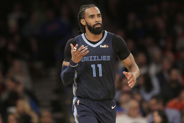 Memphis Grizzlies' Mike Conley gestures during the second half of the NBA basketball game against the New York Knicks, Sunday, Feb. 3, 2019, in New York. The Grizzlies defeated the Knicks 96-84.(AP Photo/Seth Wenig)
