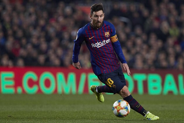 BARCELONA, SPAIN - FEBRUARY 06: Lionel Messi of FC Barcelona in action during the Copa del Rey Semi Final first leg match between FC Barcelona and Real Madrid at Nou Camp on February 06, 2019 in Barcelona, Spain. (Photo by Quality Sport Images/Getty Images)