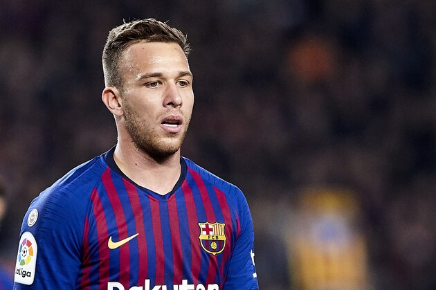 BARCELONA, SPAIN - FEBRUARY 06: Arthur of FC Barcelona looks on during the Copa del Semi Final match between Barcelona and Real Madrid at Nou Camp on February 06, 2019 in Barcelona, Spain. (Photo by Quality Sport Images/Getty Images)