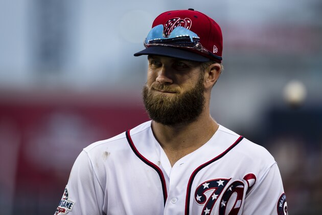 WASHINGTON, DC - JUNE 10: Bryce Harper #34 of the Washington Nationals walks to the dugout against the San Francisco Giants during the ninth inning at Nationals Park on June 10, 2018 in Washington, DC.  (Photo by Scott Taetsch/Getty Images)