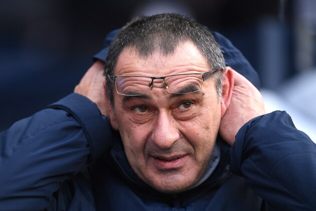 MANCHESTER, ENGLAND - FEBRUARY 10:  Maurizio Sarri, Manager of Chelsea looks on prior to the Premier League match between Manchester City and Chelsea FC at Etihad Stadium on February 10, 2019 in Manchester, United Kingdom.  (Photo by Laurence Griffiths/Getty Images)
