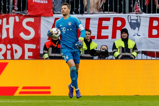 MUNICH, GERMANY - JANUARY 27: goalkeeper Manuel Neuer of Bayern Muenchen controls the ball during the Bundesliga match between FC Bayern Muenchen and VfB Stuttgart at Allianz Arena on January 27, 2019 in Munich, Germany. (Photo by TF-Images/TF-Images via Getty Images)