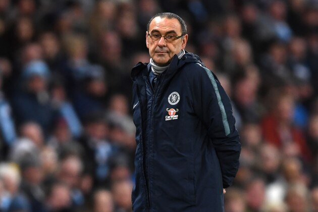 MANCHESTER, ENGLAND - FEBRUARY 10:  Maurizio Sarri, Manager of Chelsea looks on during the Premier League match between Manchester City and Chelsea FC at Etihad Stadium on February 10, 2019 in Manchester, United Kingdom.  (Photo by Laurence Griffiths/Getty Images)