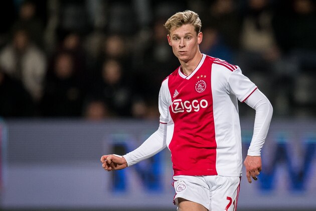 Frenkie de Jong of Ajax during the Dutch Eredivisie match between Heracles Almelo and Ajax Amsterdam at Polman stadium on February 09, 2019 in Almelo, The Netherlands(Photo by VI Images via Getty Images)