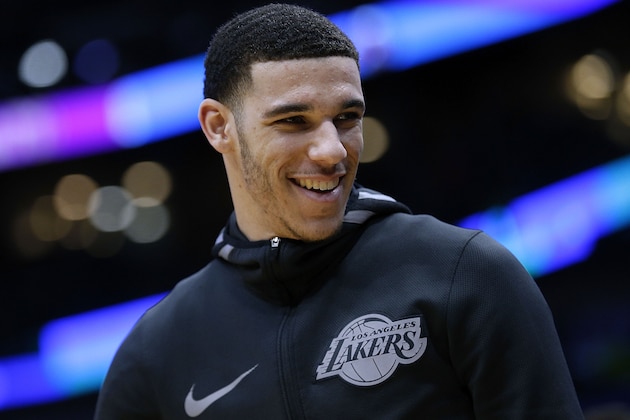 NEW ORLEANS, LA - MARCH 22:  Lonzo Ball #2 of the Los Angeles Lakers reacts during a game against the New Orleans Pelicans at the Smoothie King Center on March 22, 2018 in New Orleans, Louisiana. NOTE TO USER: User expressly acknowledges and agrees that, by downloading and or using this photograph, User is consenting to the terms and conditions of the Getty Images License Agreement.  (Photo by Jonathan Bachman/Getty Images)