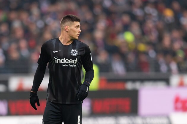 FRANKFURT AM MAIN, GERMANY - FEBRUARY 02: Luka Jovic of Eintracht Frankfurt looks on during the Bundesliga match between Eintracht Frankfurt and Borussia Dortmund at Commerzbank-Arena on February 2, 2019 in Frankfurt am Main, Germany. (Photo by TF-Images/Getty Images)